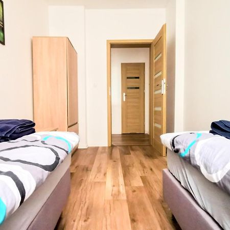 שצ'צ'ין Luksusowy Apartament Przy Dworcu מראה חיצוני תמונה